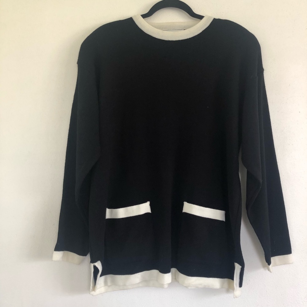 Vintage Chamonix Black Cream Long Sleeve Knit Top